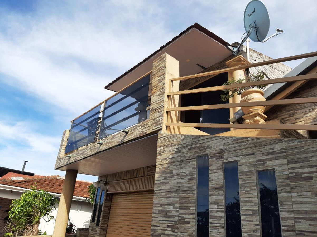 Hospedaje Margarita Encarnación Exterior foto
